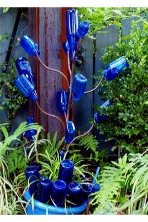 Metal Ivy Bottle Tree with Set of 14 Glass Bottles