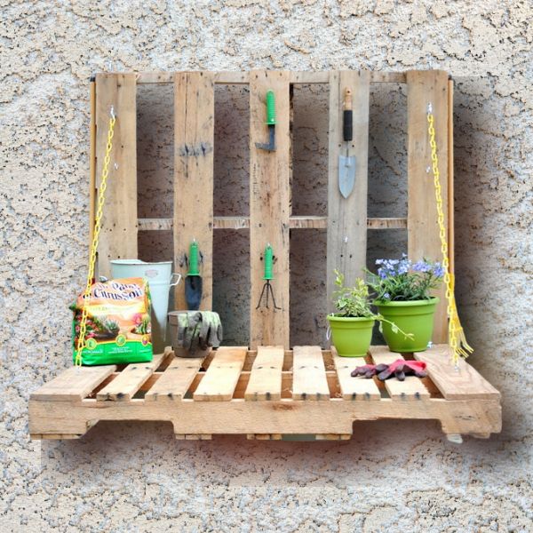 Fold-up Pallet Potting Bench